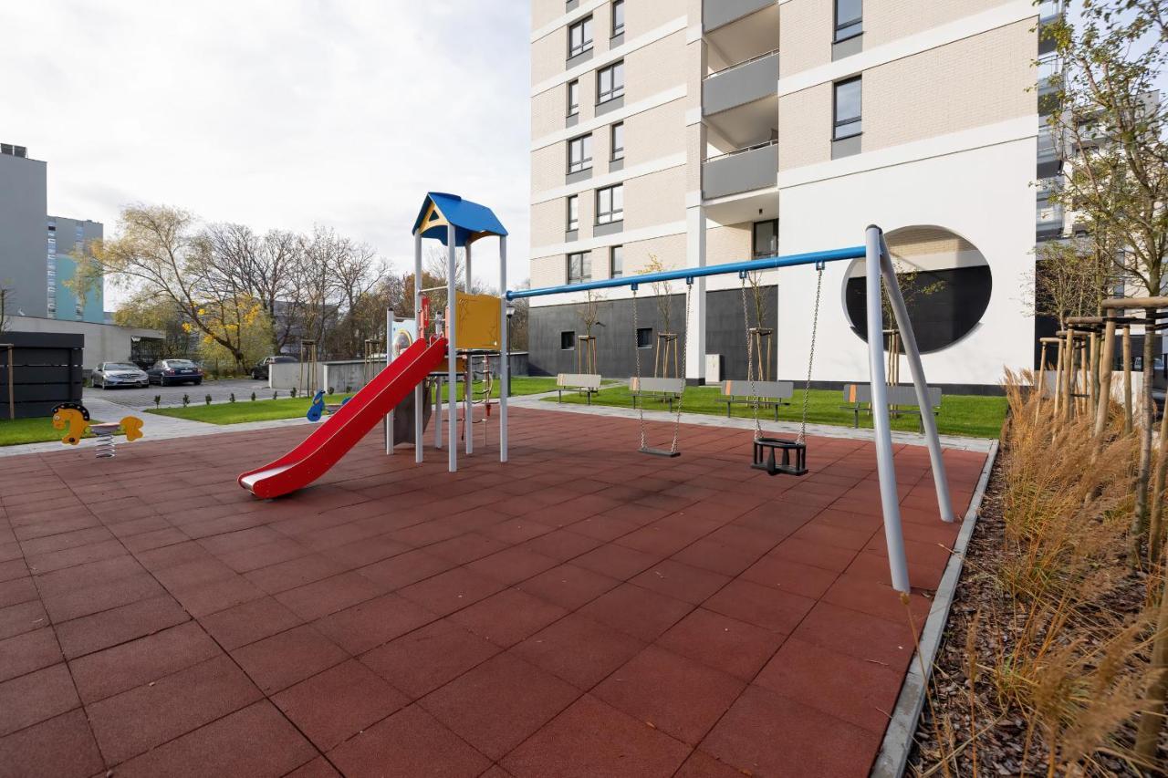 Apartamenty Platany Z Parkingiem By Noclegi Renters Kołobrzeg Eksteriør billede