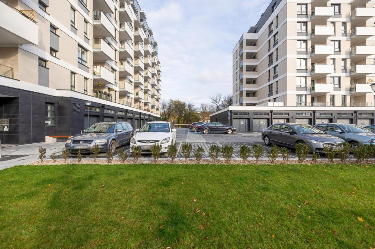 Apartamenty Platany Z Parkingiem By Noclegi Renters Kołobrzeg Eksteriør billede