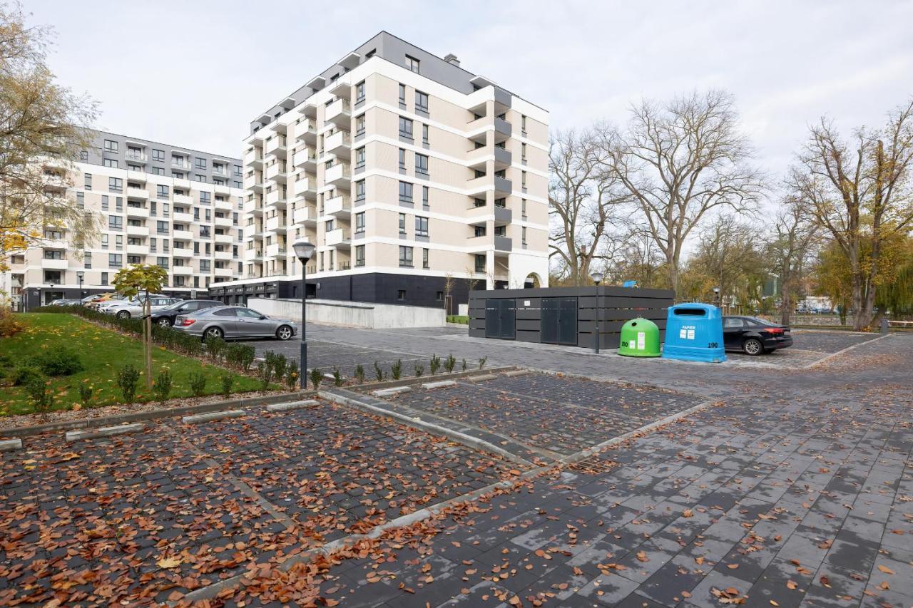 Apartamenty Platany Z Parkingiem By Noclegi Renters Kołobrzeg Eksteriør billede