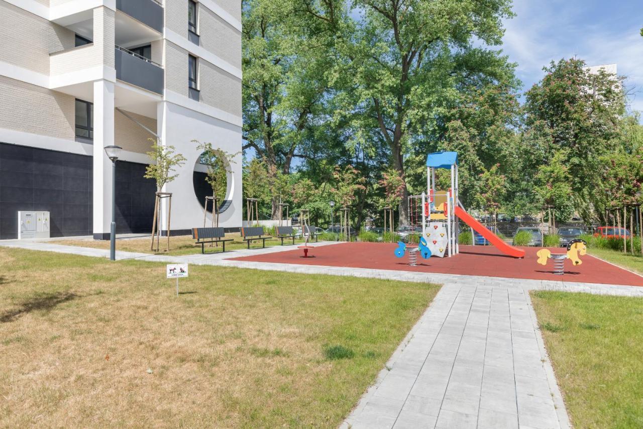 Apartamenty Platany Z Parkingiem By Noclegi Renters Kołobrzeg Eksteriør billede