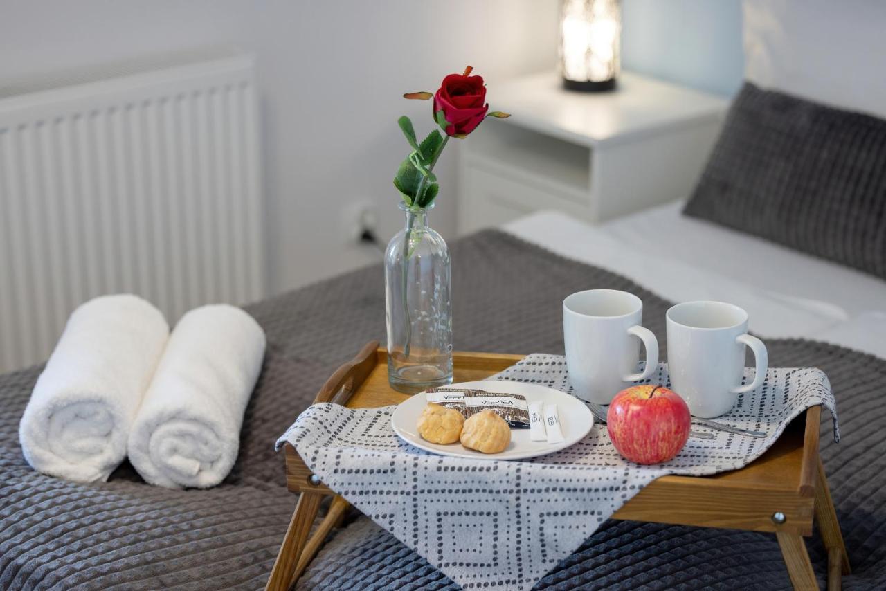 Apartamenty Platany Z Parkingiem By Noclegi Renters Kołobrzeg Eksteriør billede